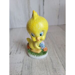 Vintage 1979 Tweety Bird Looney Tunes flowers